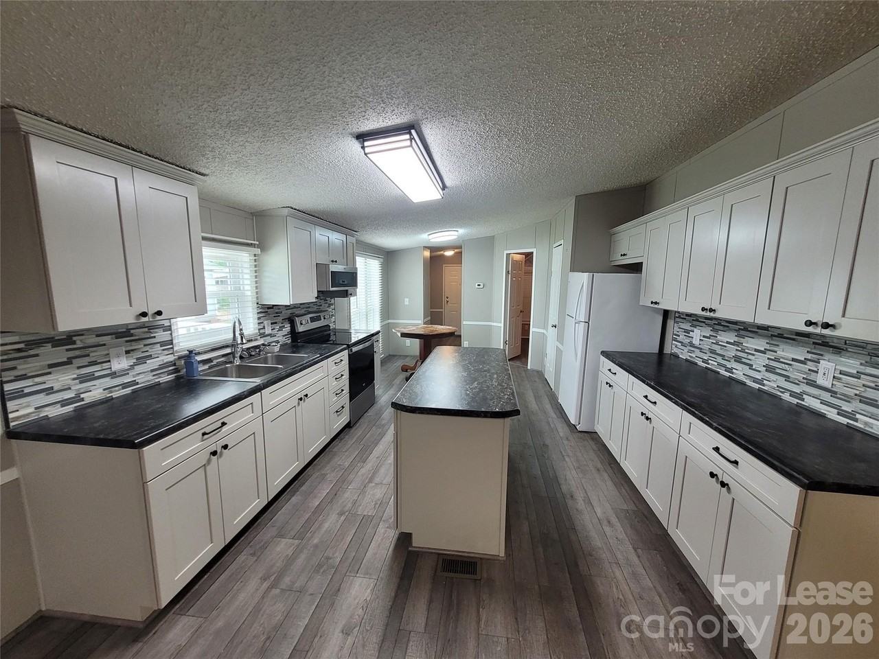 179 Family Cir - Photo 6 of 17