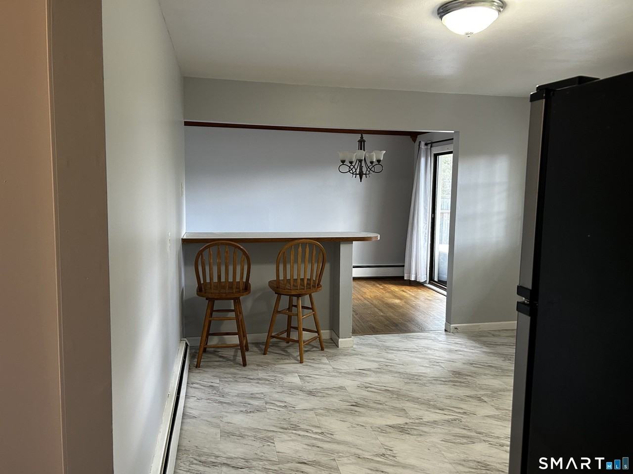 87 Worcester Ave - Photo 4 of 19