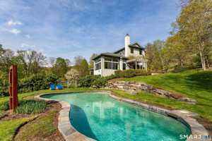 featured image of 16 Anderson Acres