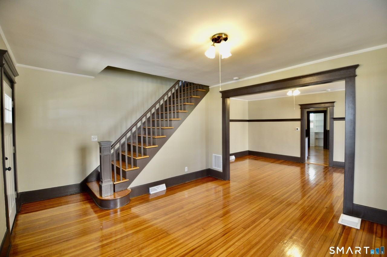 48 Riverview Pl - Photo 4 of 32