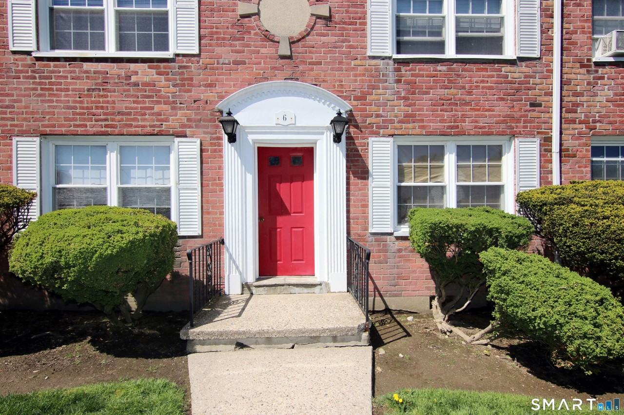6 Revere Dr #3 - Photo 2 of 25