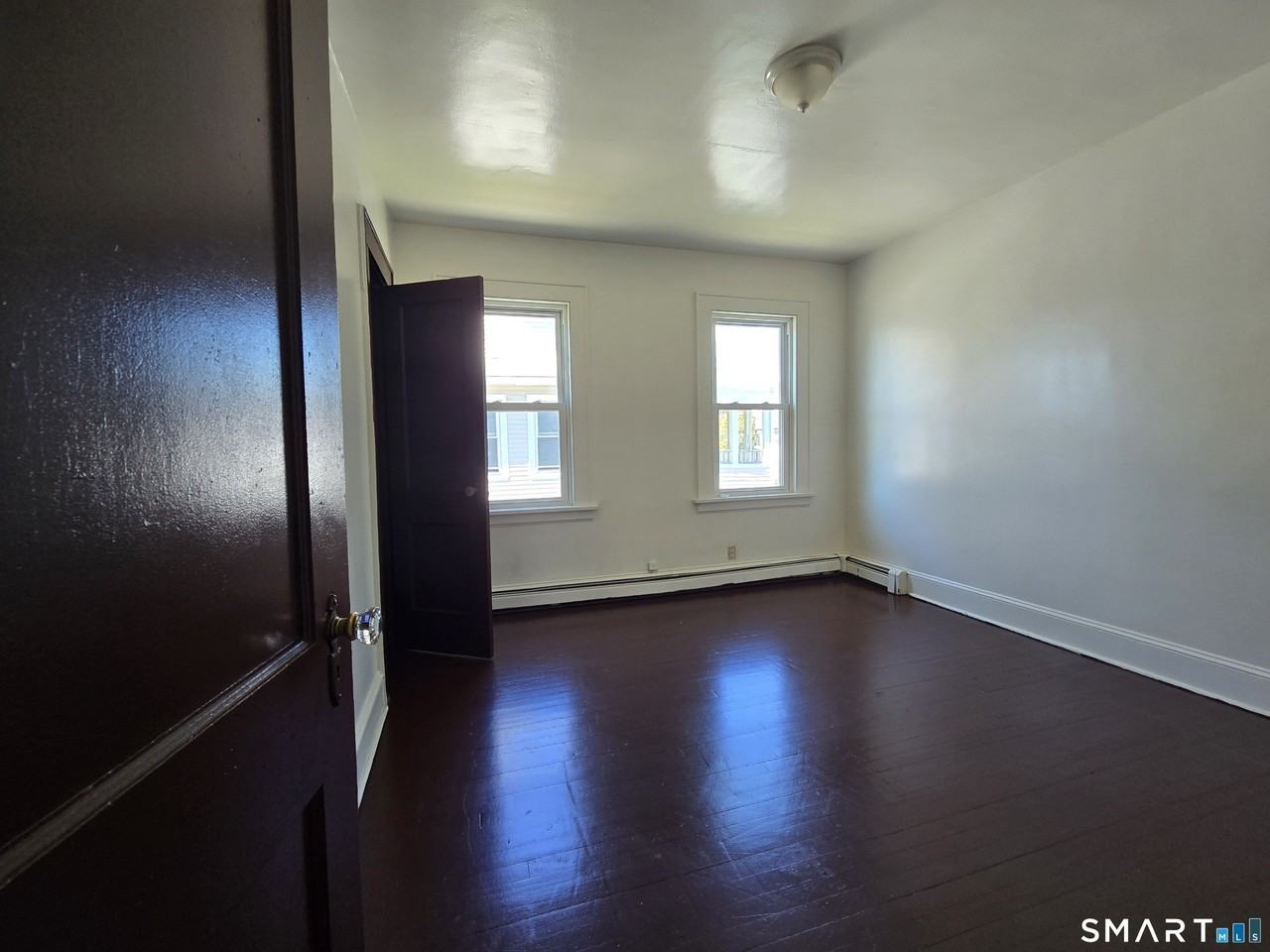 125 Hollister Ave - Photo 7 of 16