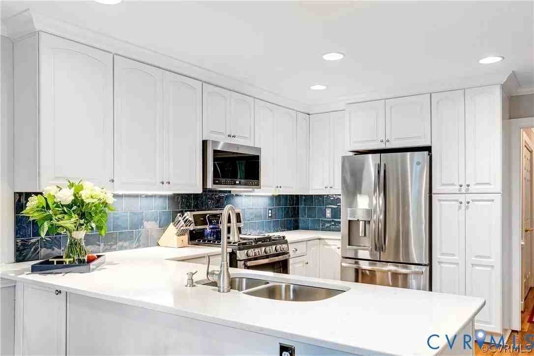8913 Ginger Way Ct - Photo 4 of 11