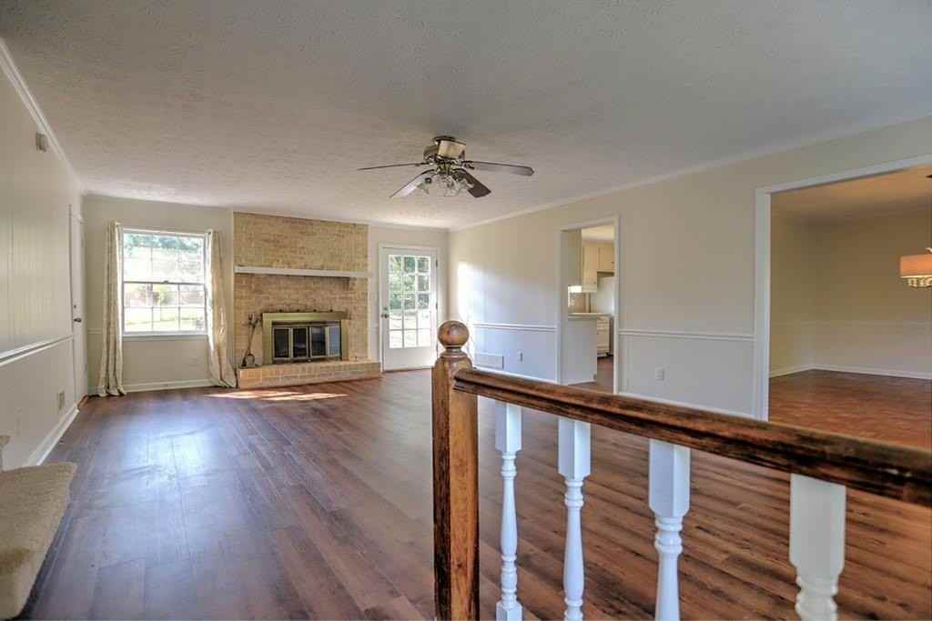 2640 Tritt Ln Ne - Photo 4 of 33
