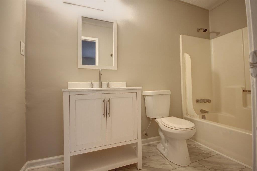 925 Westland Dr Sw - Photo 6 of 10