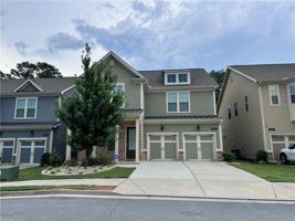 featured image of 1055 Penny Ln