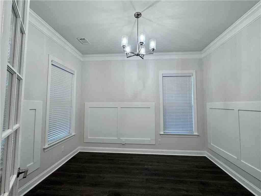 1055 Penny Ln - Photo 2 of 12