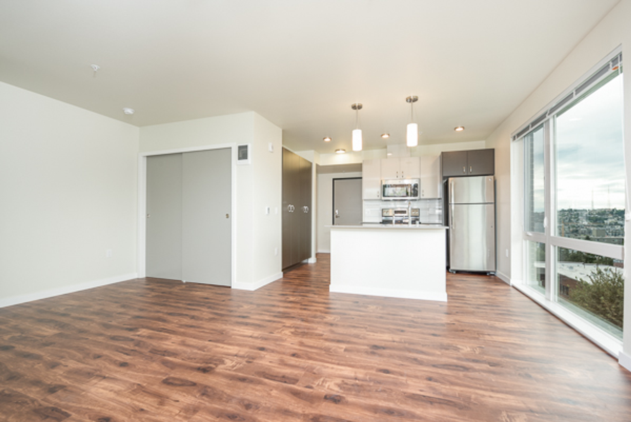 S403 Stream 403 Apartments - Photo 5 of 28