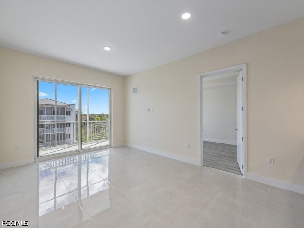 26589 Rosewood Pointe Dr #306 - Photo 5 of 29