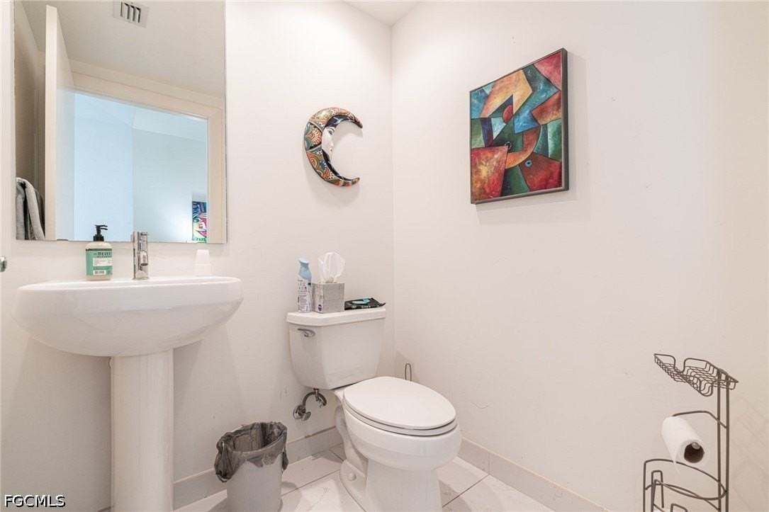 3000 Oasis Grand Blvd #801 - Photo 4 of 45