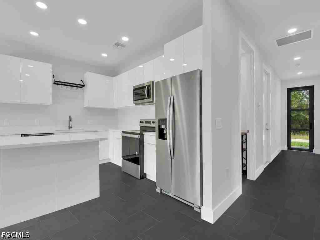 4550 29th St Sw - Photo 4 of 12