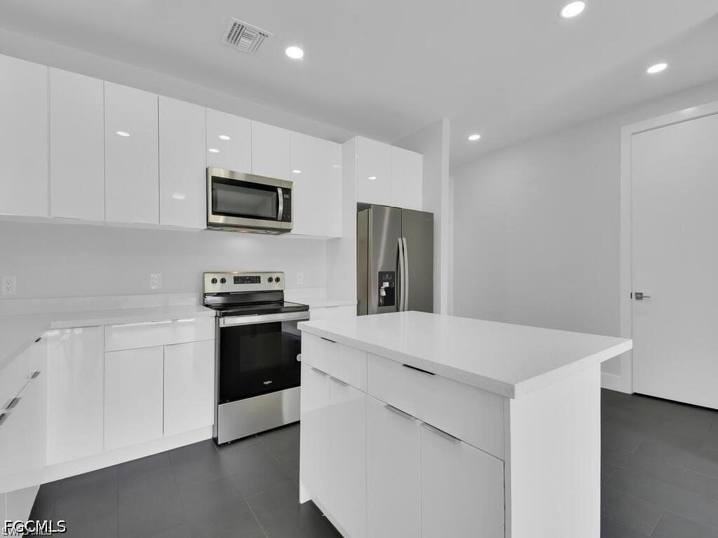 4550 29th St Sw - Photo 6 of 12