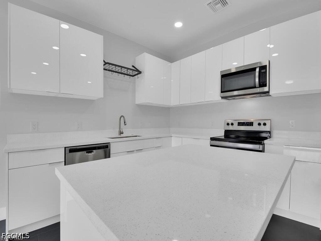 4550 29th St Sw - Photo 7 of 12