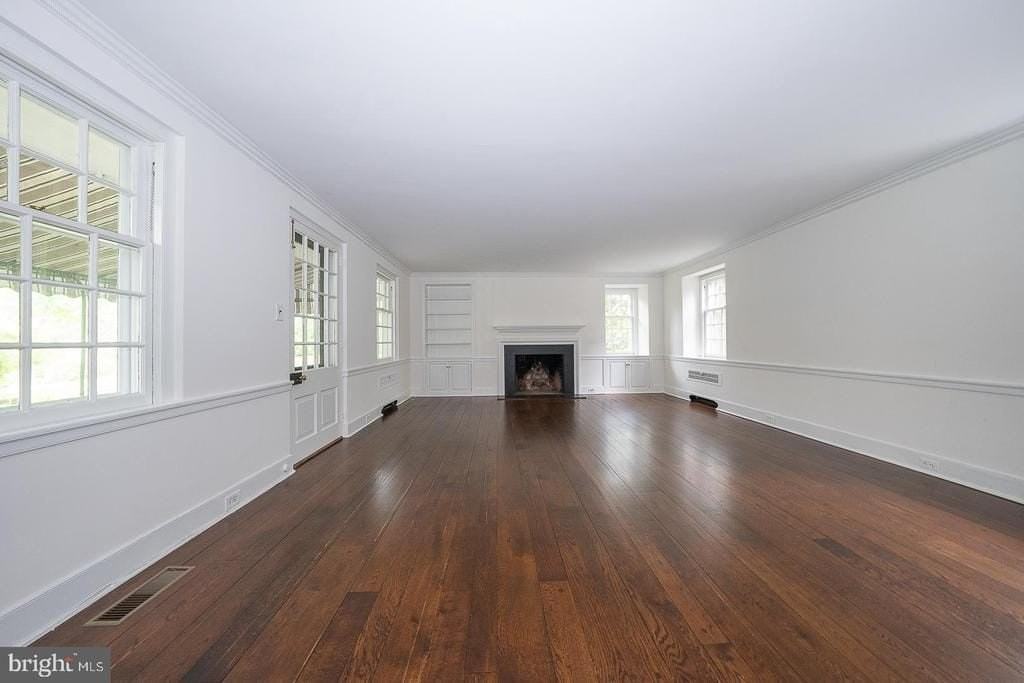 55 Wistar Rd - Photo 4 of 50