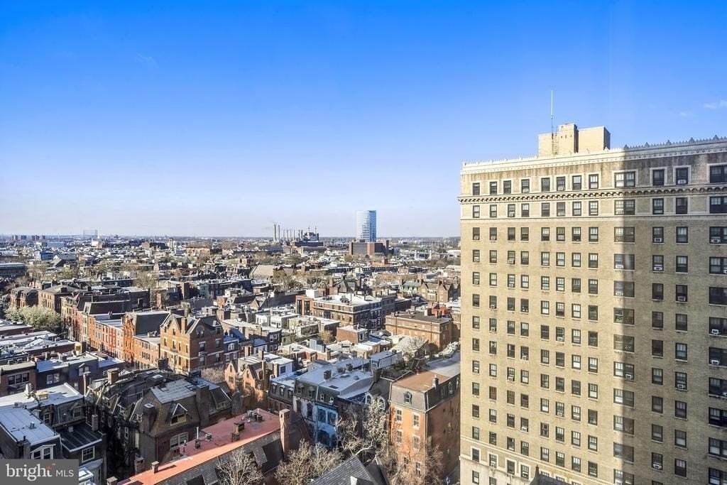 201832 Walnut St #16J - Photo 7 of 17