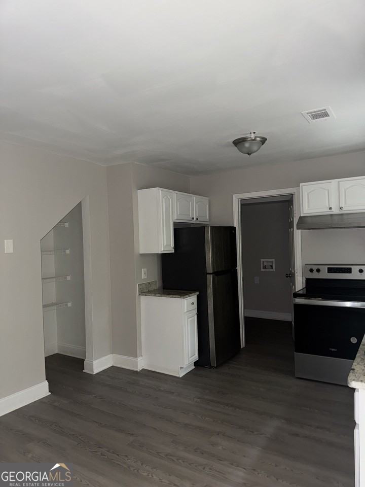 1240 Pinedale Cir Nw - Photo 5 of 15