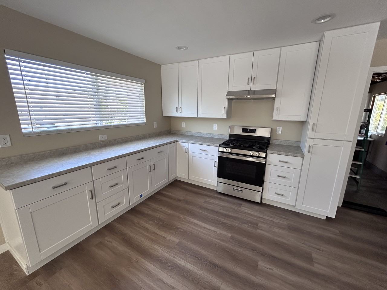 1557 Southwood Dr #1 - Photo 2 of 15