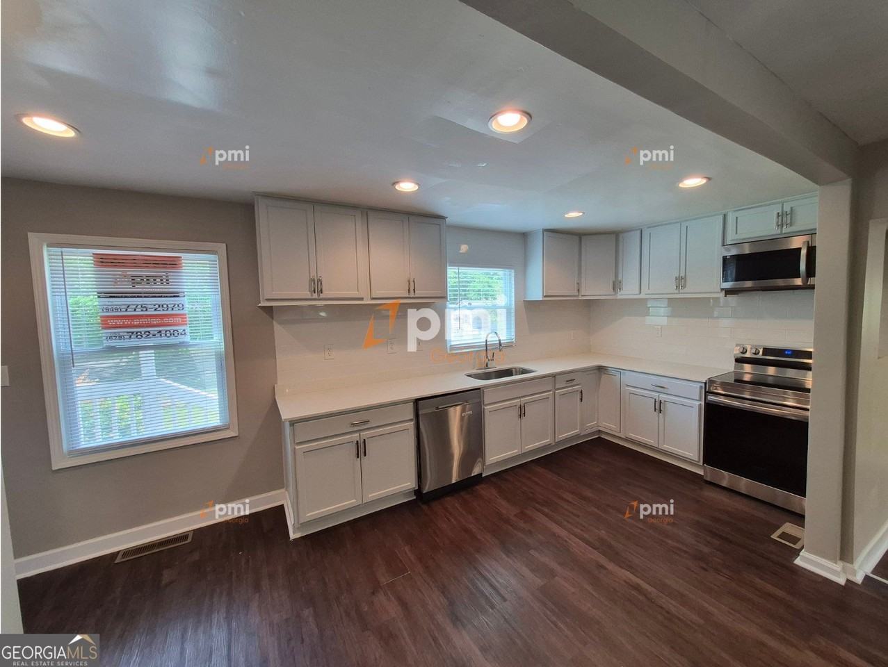 365 Elder St - Photo 2 of 17