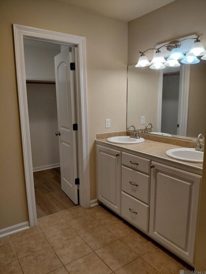 13176 Brian Park Dr - Photo 7 of 15