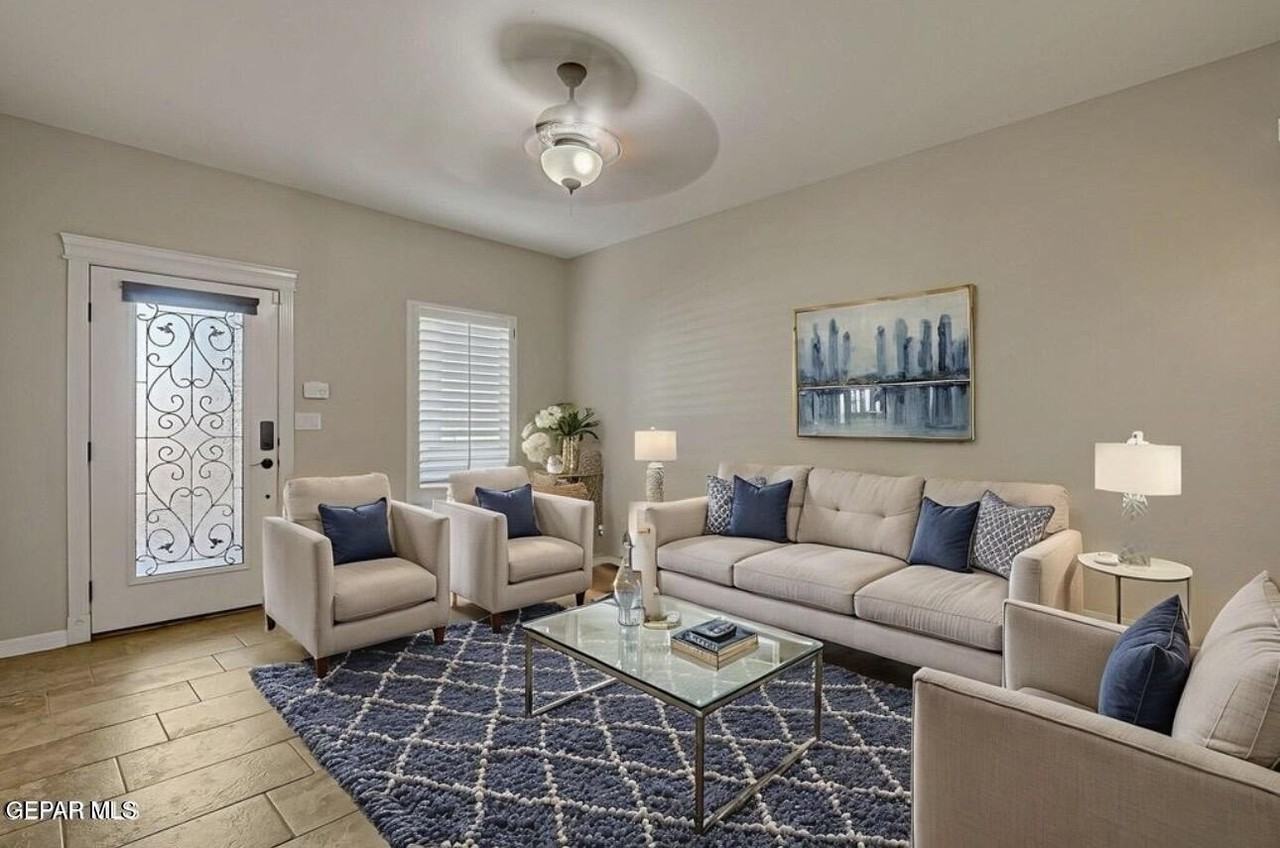 1012 Maximo St - Photo 4 of 32