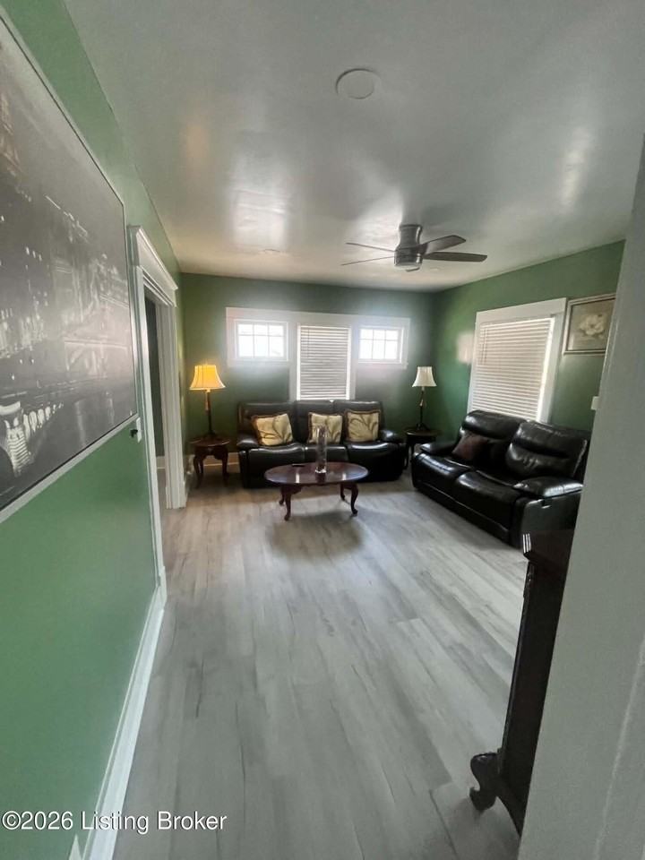 4010 Taylor Blvd - Photo 3 of 9