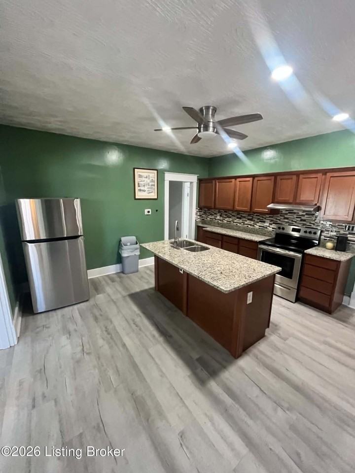 4010 Taylor Blvd - Photo 6 of 9