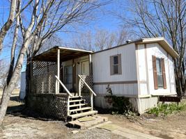 featured image of Falls Park 2 Lot 32 #1