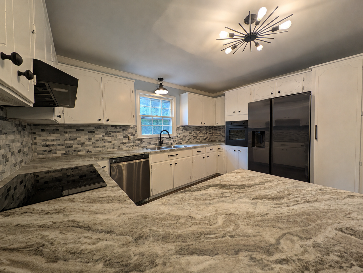 107 W Cooper St #1 - Photo 6 of 22