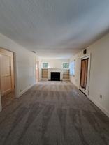 124 N Lincoln St #1 - Photo 1 of 1