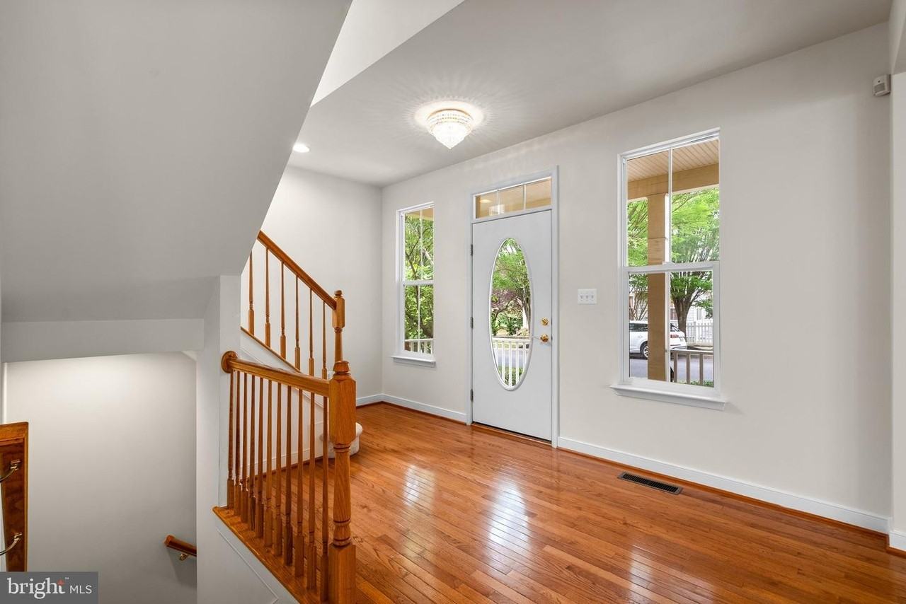 3921 Braveheart Cir #1 - Photo 4 of 21