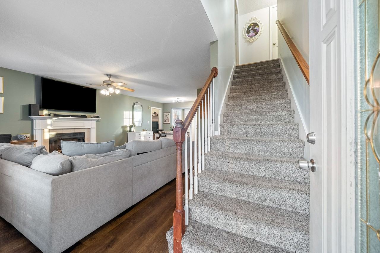 1700 Cedar Springs Cir #1 - Photo 4 of 34