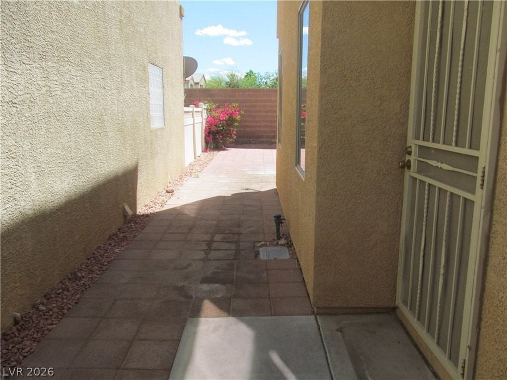 5357 Coral Ribbon Ave - Photo 2 of 27