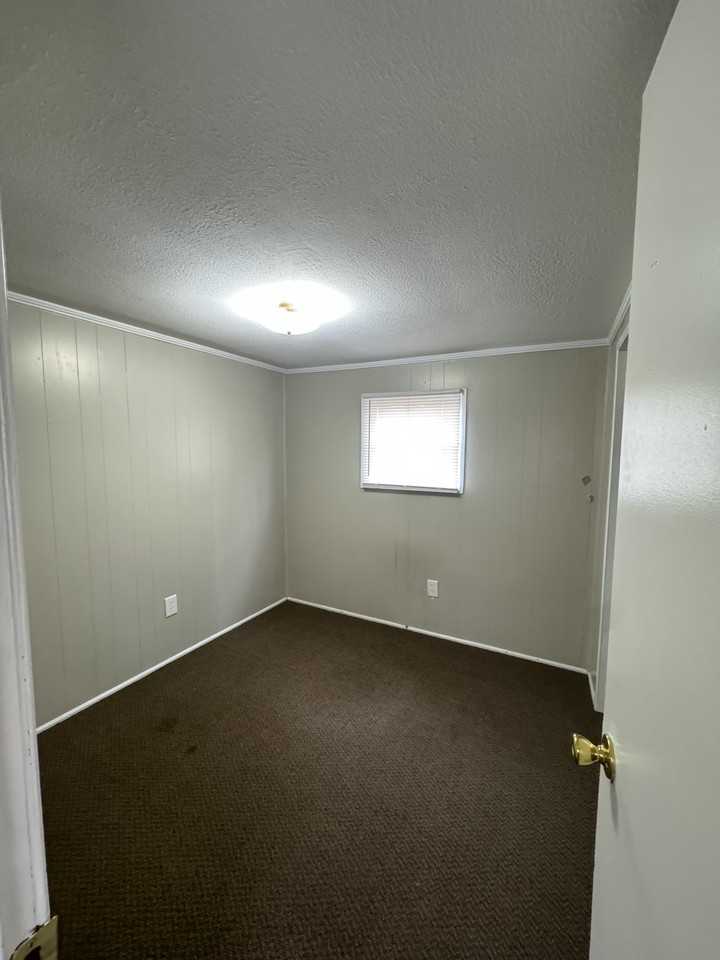 211 Victoria Cir Lot 2 #1 - Photo 7 of 14