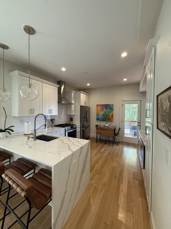 3231 Washington Street #3 - Photo 4 of 20