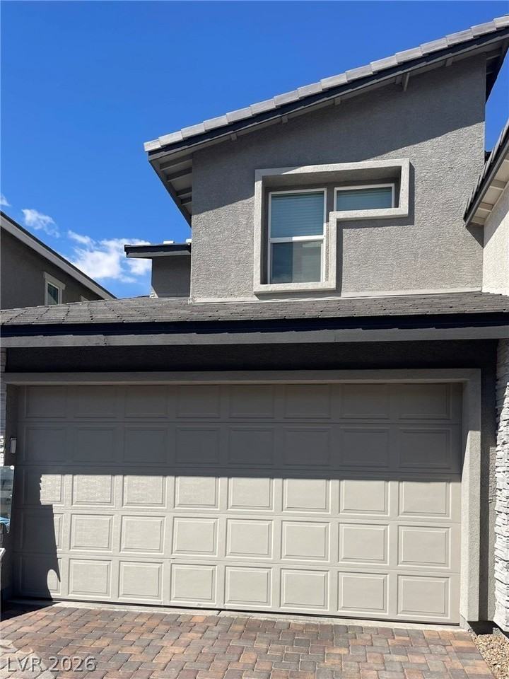 702 Cottonwood Hill Pl - Photo 2 of 38