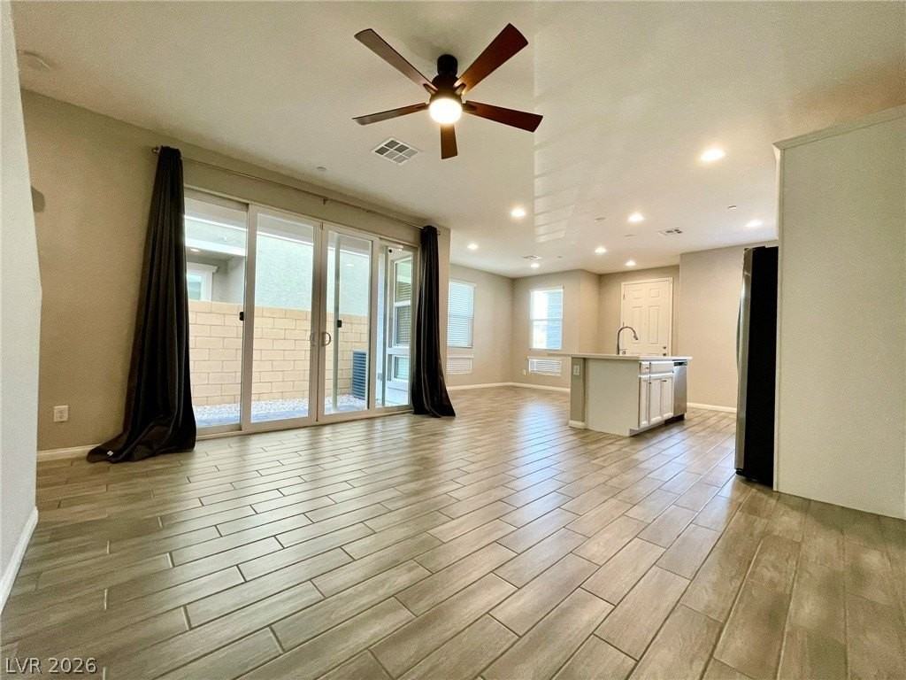 702 Cottonwood Hill Pl - Photo 5 of 38
