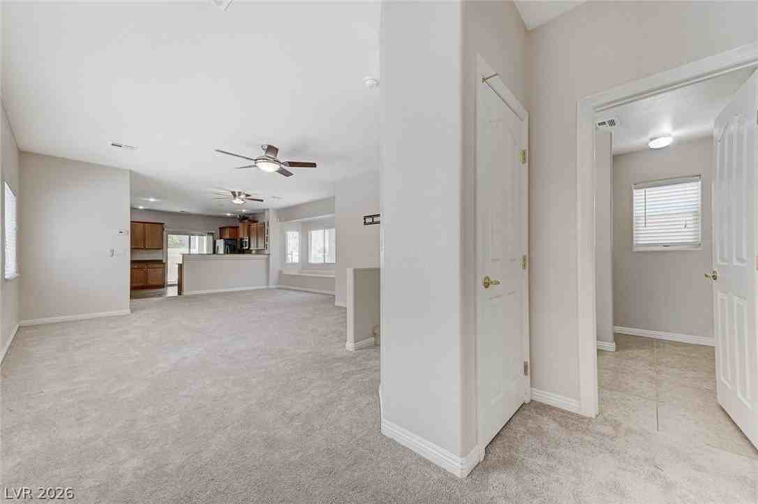 5048 Lower Falls Ct - Photo 3 of 50