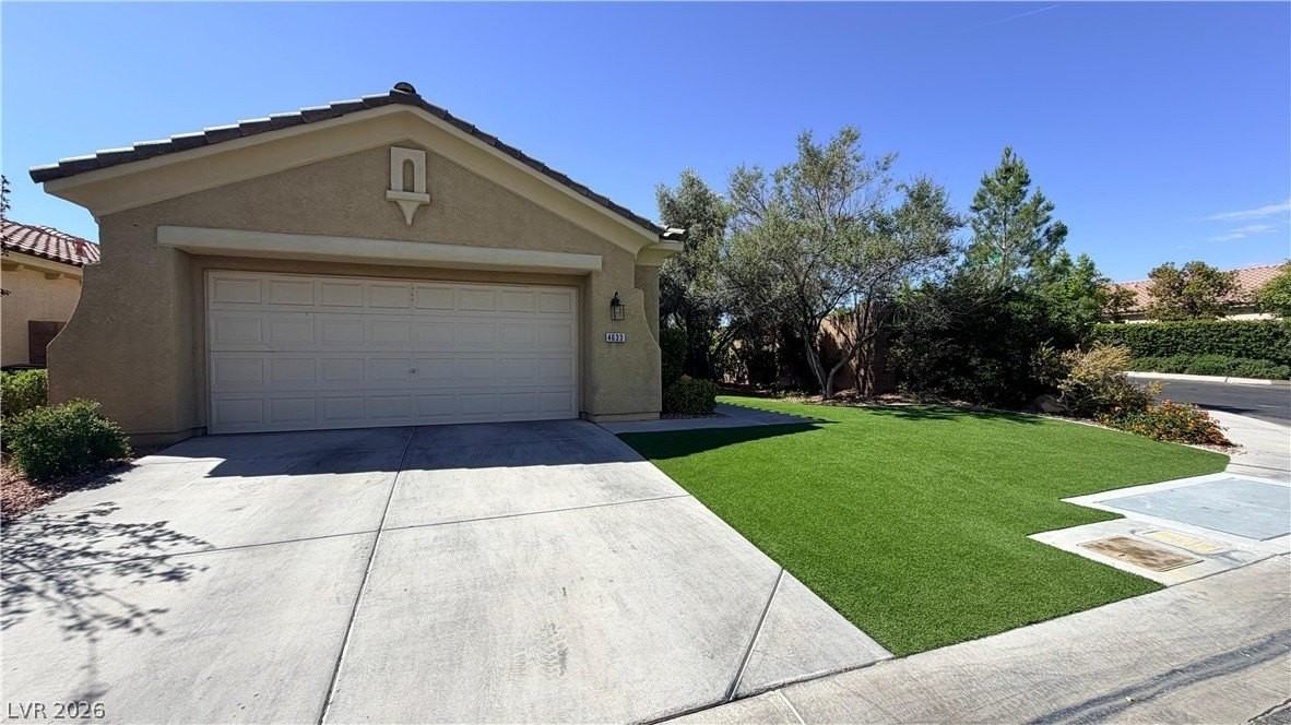 4633 Milvio Ave - Photo 2 of 26