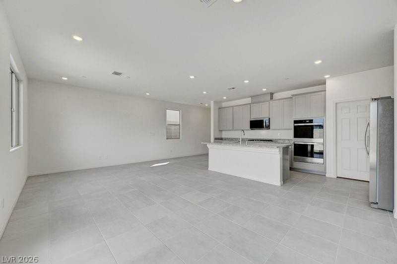 1550 Rock Kestrel St - Photo 7 of 31
