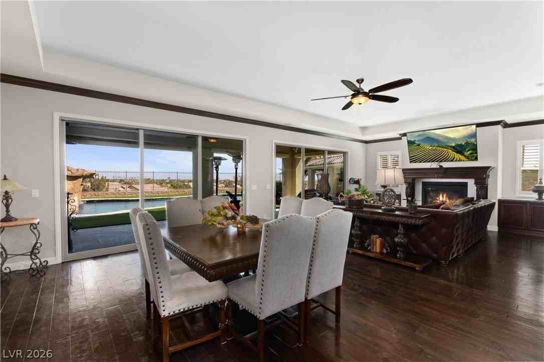 11338 Villa Bellagio Dr - Photo 7 of 45
