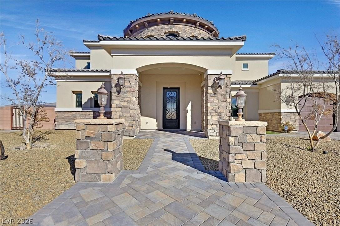 5790 Aspen Falls Cir - Photo 2 of 50