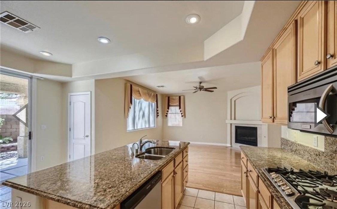 10677 Sapphire Vista Ave - Photo 7 of 29