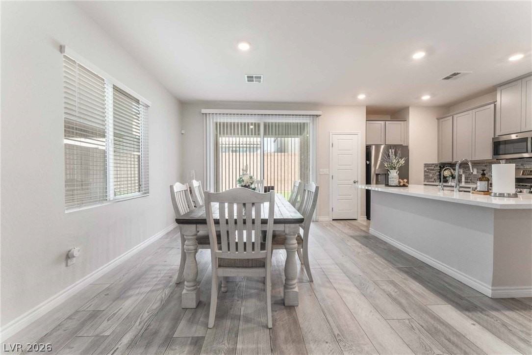4436 Panoramic View Ave - Photo 5 of 26