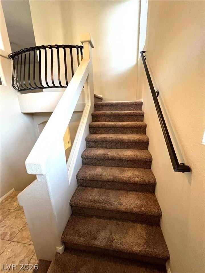 6789 Flamenco Ct - Photo 5 of 35