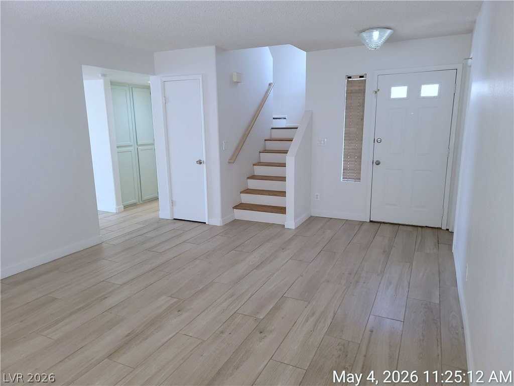2829 Autumn Haze Ln - Photo 3 of 42
