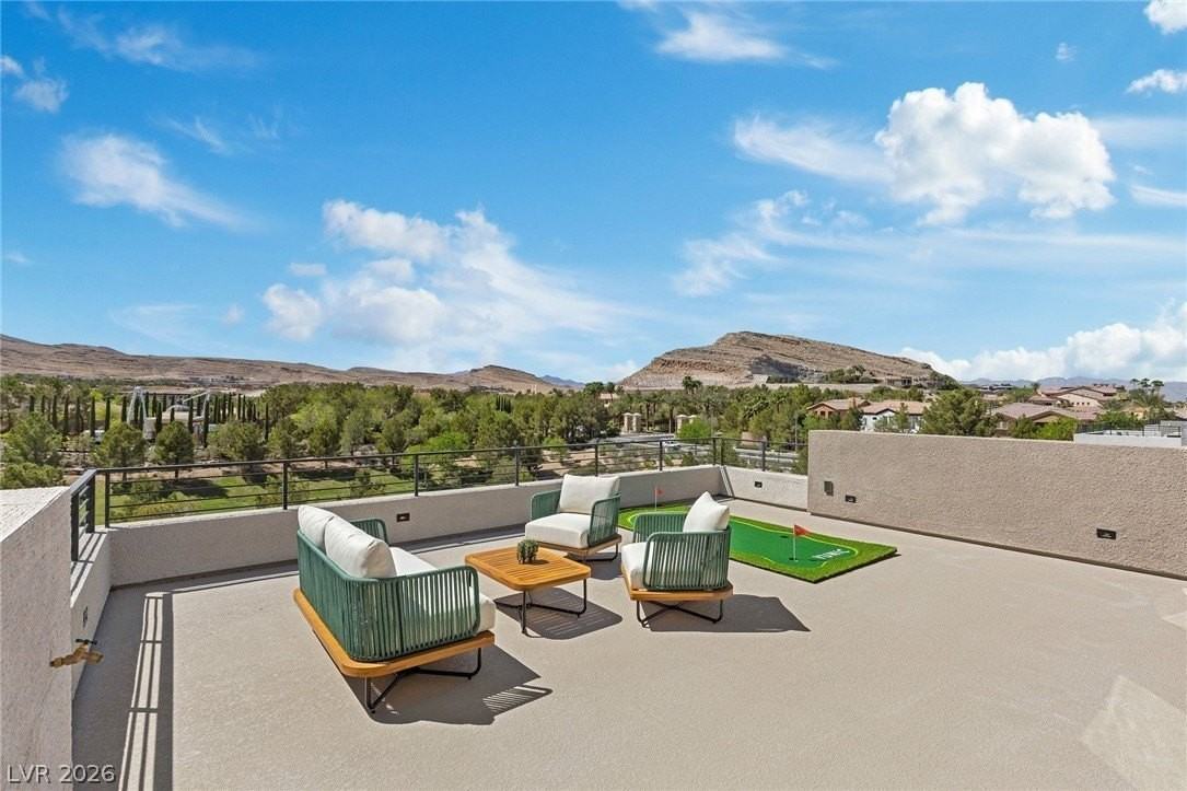 4053 Heron Fairway Dr - Photo 4 of 50