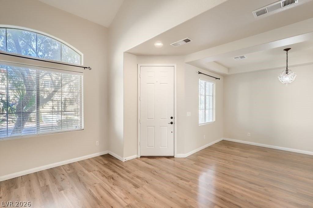 4117 Lower Saxon Ave - Photo 6 of 30