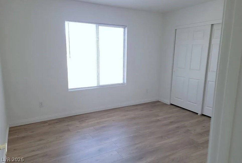 1022 Lone Pine River Ave - Photo 7 of 17