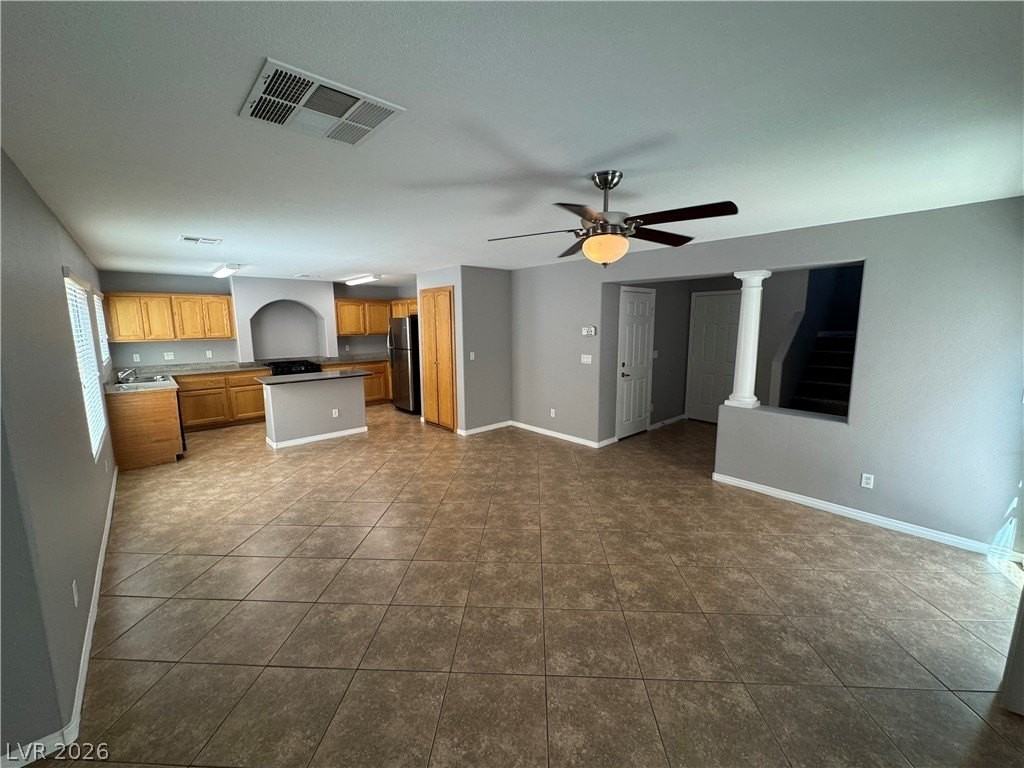 7267 Phlox Rd - Photo 3 of 27