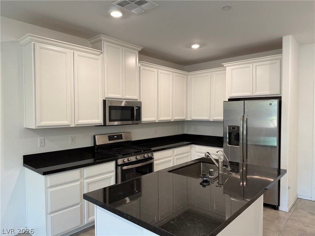 8687 Mossy Arch Ct - Photo 3 of 14